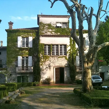 Bed and Breakfast Domaine De Roques