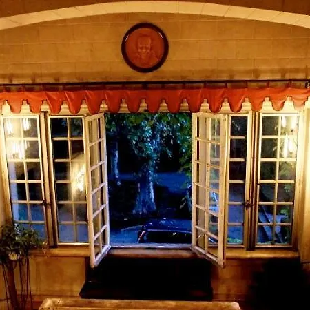 Bed and Breakfast Domaine De Roques Καστρ